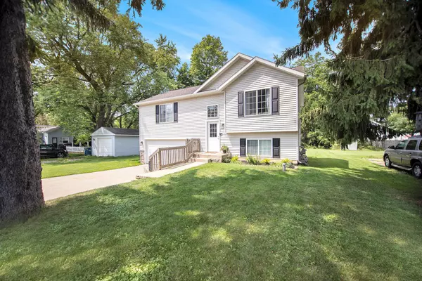 14615 Washington Street, Marne, MI 49435