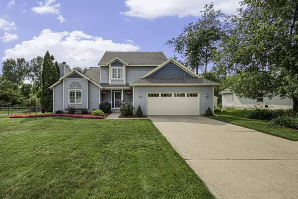 7165 Rolling Hills Drive, Hudsonville, MI 49426