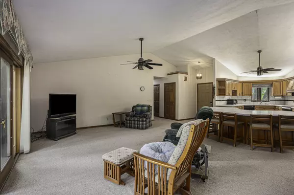 Grand Rapids, MI 49525,4940 Oakway NE Court