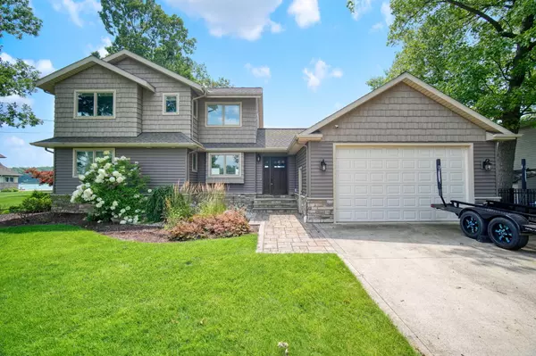 585 Acorn Trail, Horton, MI 49246