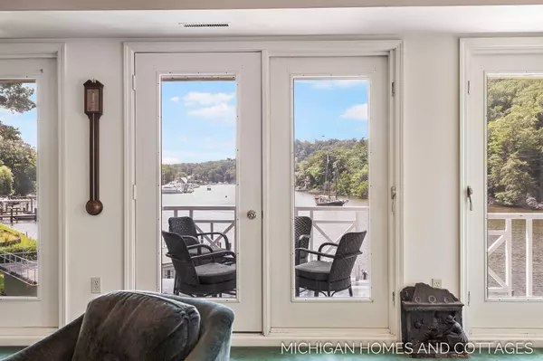 Saugatuck, MI 49453,116 Riverside Drive