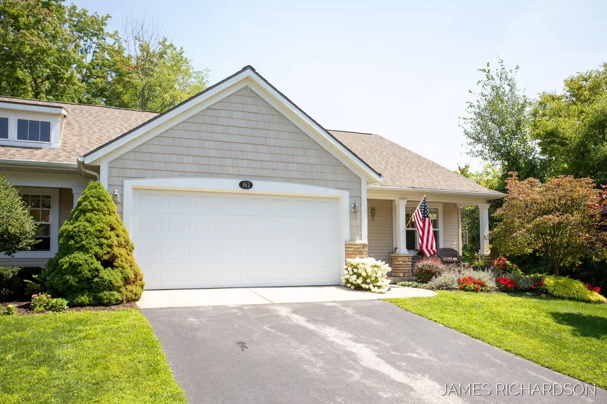 Norton Shores, MI 49444,162 Woodslee Court