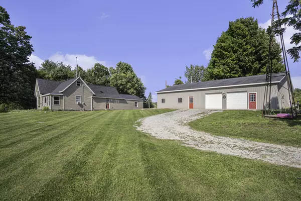 340 S Brucker Avenue, Fremont, MI 49412