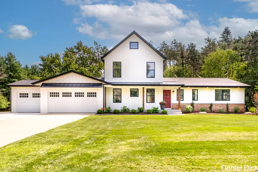 8548 Conservation NE Street, Ada, MI 49301