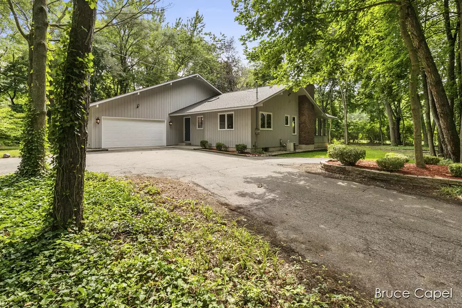 5890 E H Avenue, Kalamazoo, MI 49048