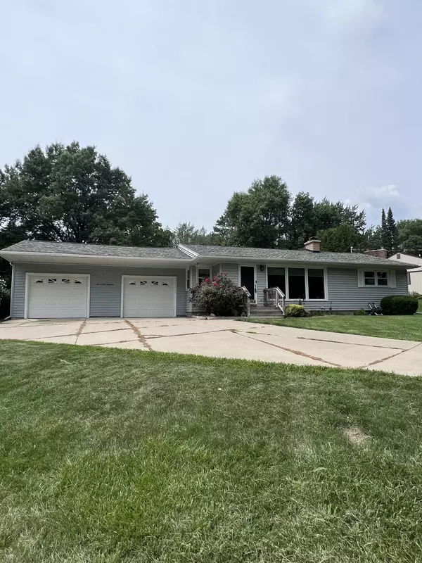 11418 E River Drive, Dewitt, MI 48820