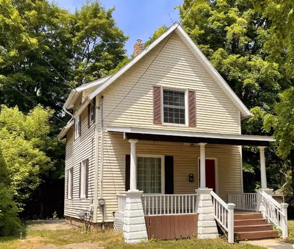 Lansing, MI 48915,745 Chicago Avenue