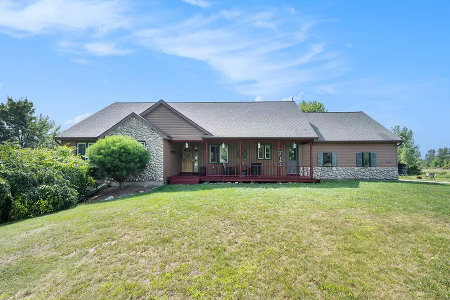 21641 Centennial Drive, Conklin, MI 49403