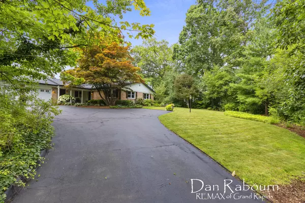 Grand Rapids, MI 49546,3690 Glenn SE Drive