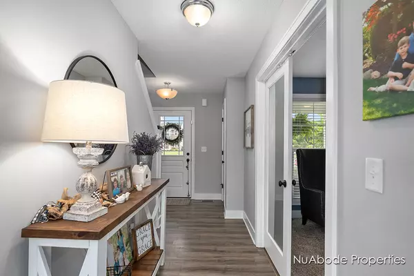 2976 E Morgan Trail Rockford, MI 49341