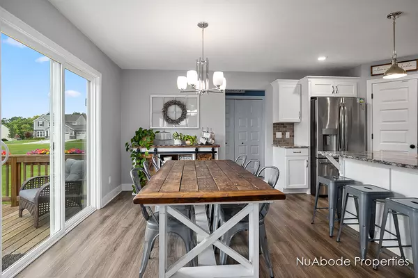 2976 E Morgan Trail Rockford, MI 49341