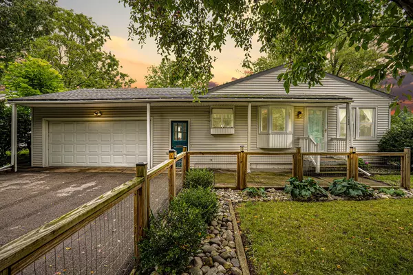1824 Stark NW Avenue, Grand Rapids, MI 49534