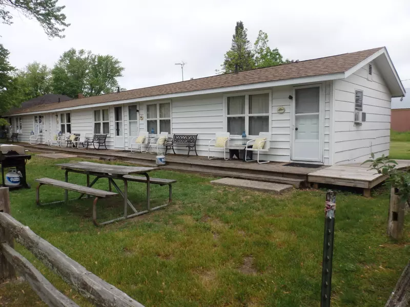 8155 Portage Street, Onekama, MI 49675