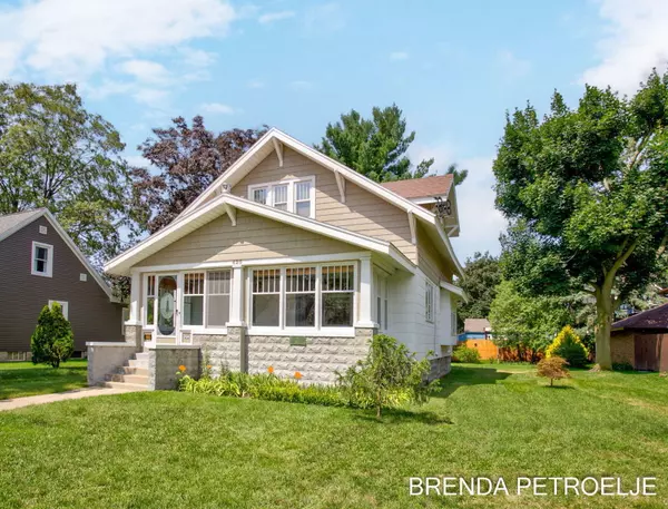 425 E Central Avenue, Zeeland, MI 49464