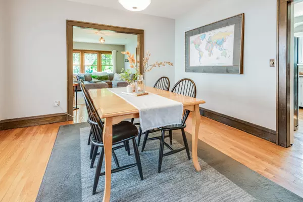 509 Kenwood NE Grand Rapids, MI 49505