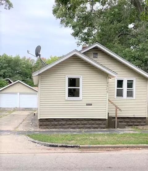 2409 Mc Ilwraith Street, Muskegon Heights, MI 49444