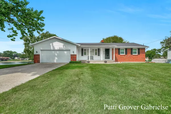 875 Crystal Drive, Jenison, MI 49428