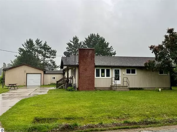 1960 Hampton Road, Harrison, MI 48625