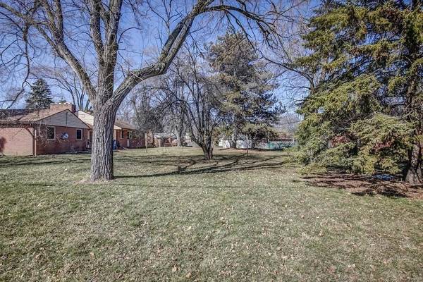 2940 Seminole Road, Ann Arbor, MI 48108