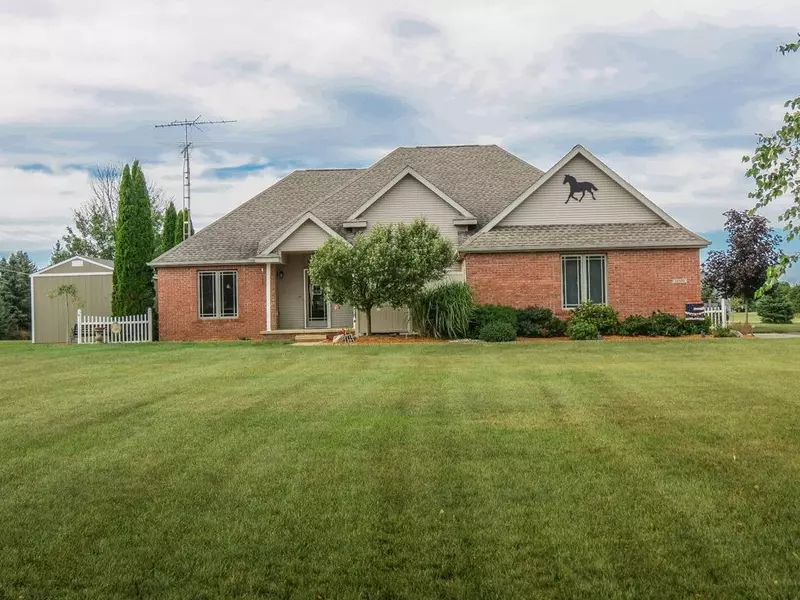 12102 Harvest Drive, Grass Lake, MI 49240