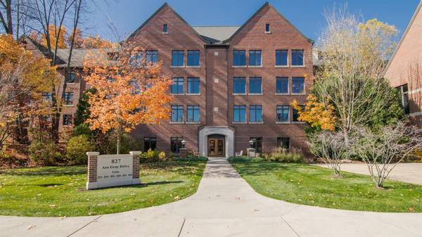 827 Asa Gray Drive #455, Ann Arbor, MI 48105