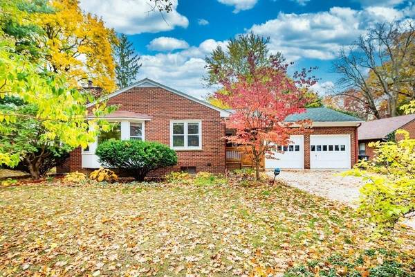 3079 Lakewood Drive, Ann Arbor, MI 48103