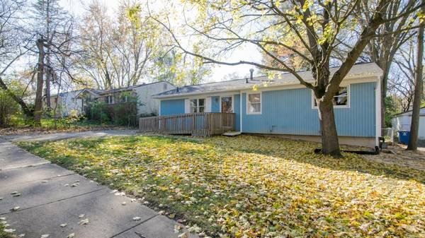 3270 Creek Drive, Ann Arbor, MI 48108