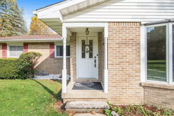 Dexter, MI 48130,11263 Connell