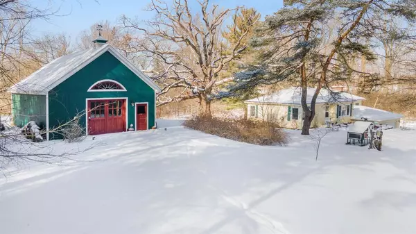 8471 Scully Road, Dexter, MI 48130