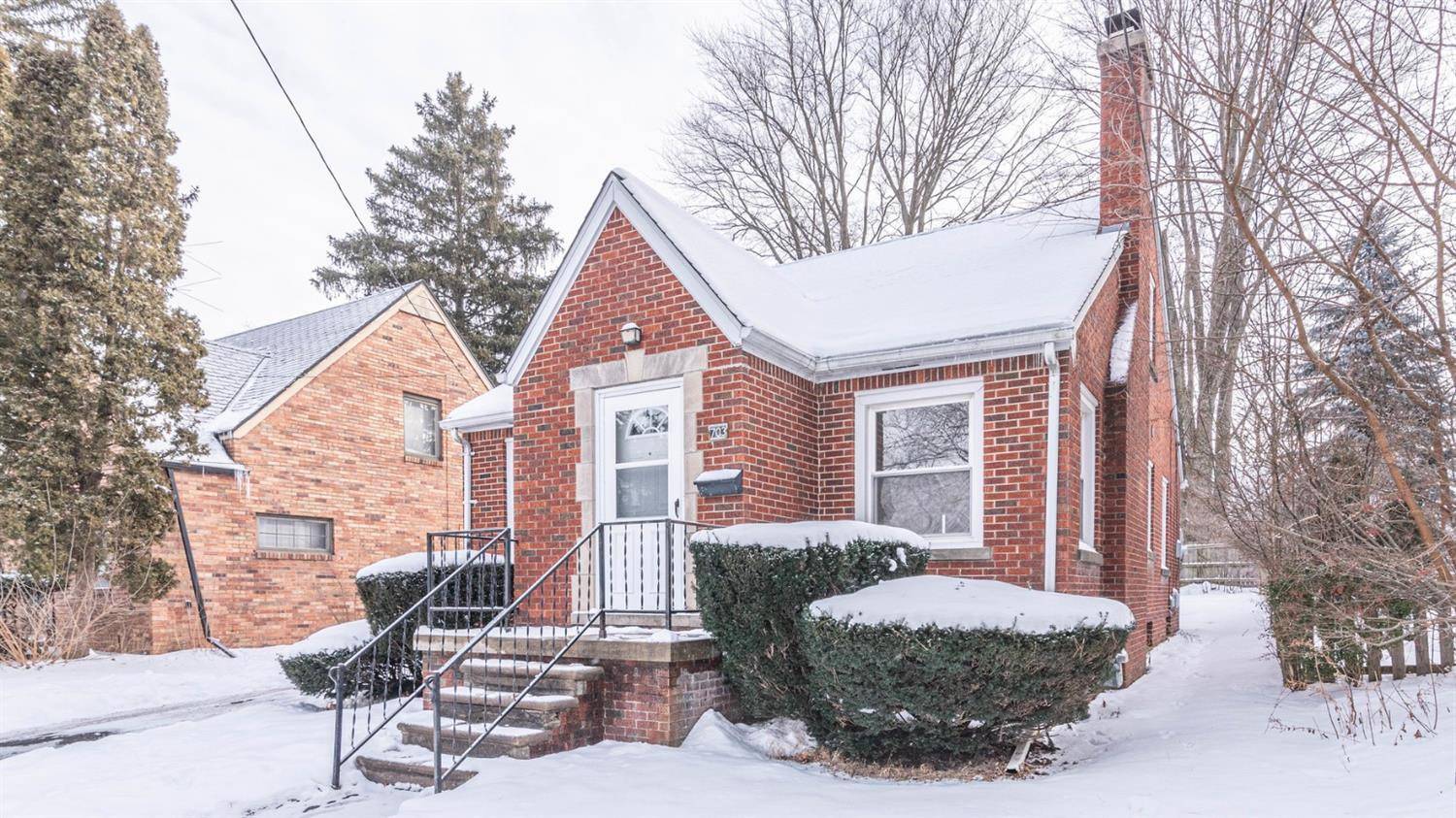 703 S 7th Street, Ann Arbor, MI 48103