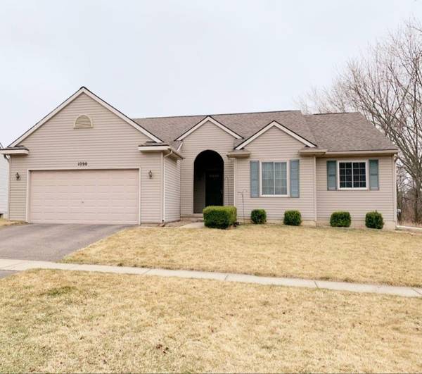 1090 Town Trail, Pinckney, MI 48169