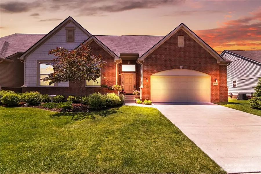 28151 Belmonte Drive #22, New Hudson, MI 48165