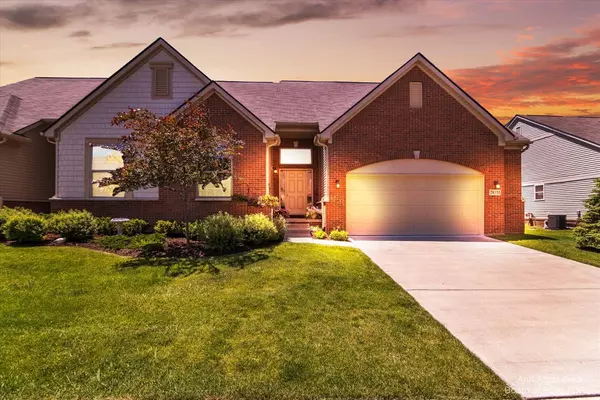 28151 Belmonte Drive #22, New Hudson, MI 48165