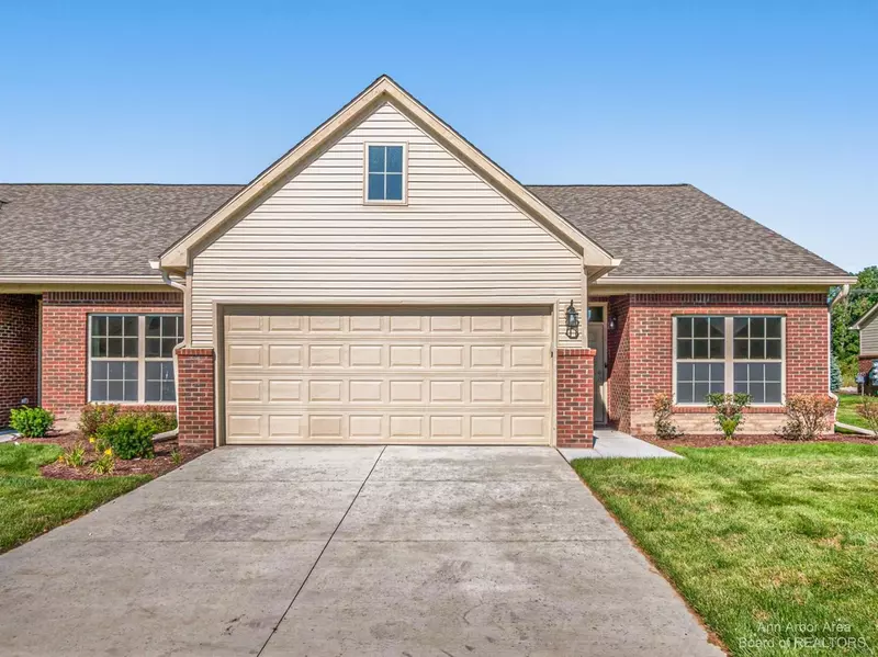 24089 Hemlock Drive #46, Flat Rock, MI 48134