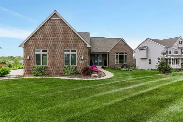 10416 Gray Knoll Trail, Saline, MI 48176