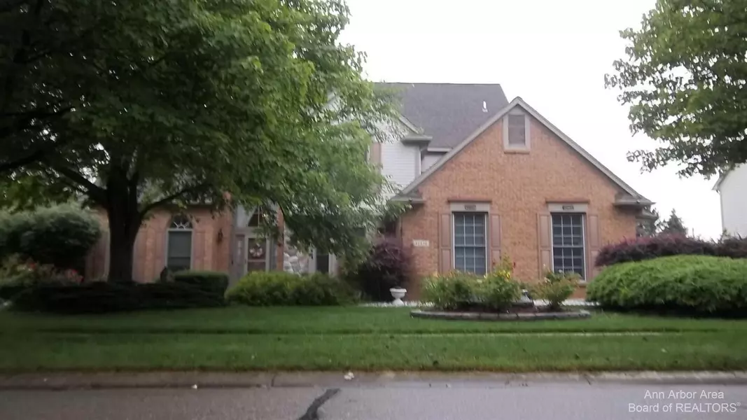 46456 Mornington Road, Canton, MI 48188