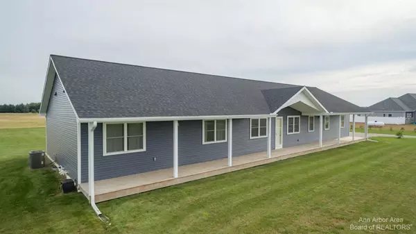 17133 COUNTRY Drive, Manchester, MI 48158