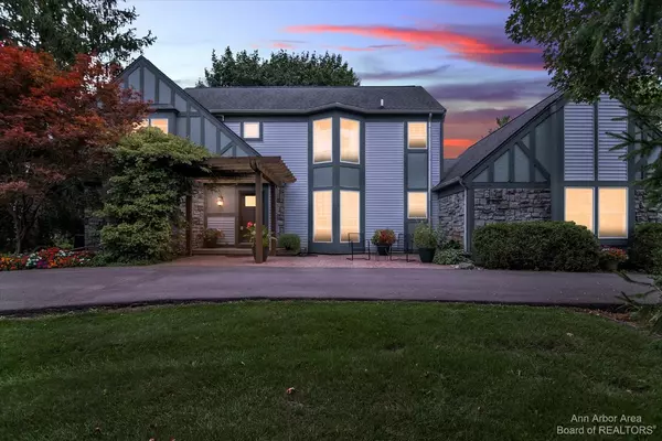 1711 Pond Shore Drive, Ann Arbor, MI 48108