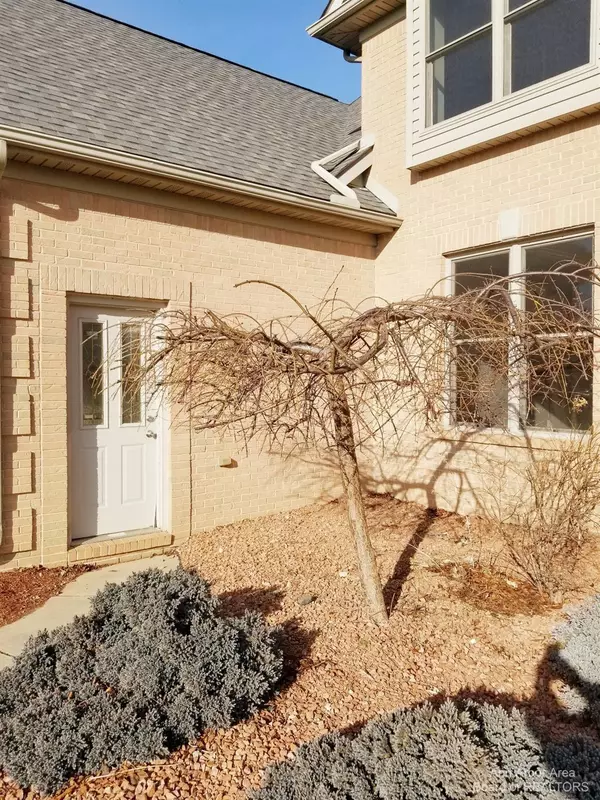 Milan, MI 48160,9121 Desert Trail Drive