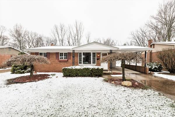 174 Circle Court, Saline, MI 48176