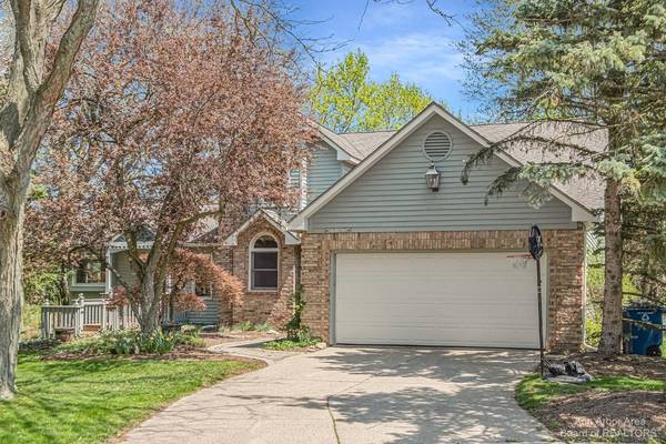 2275 Chaucer Drive, Ann Arbor, MI 48103