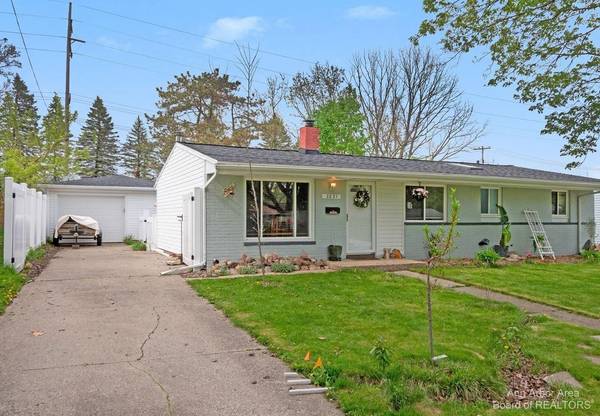 2831 Canterbury Road, Ann Arbor, MI 48104