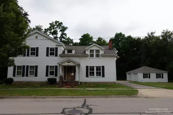 401 Franklin Street, Blissfield, MI 49228