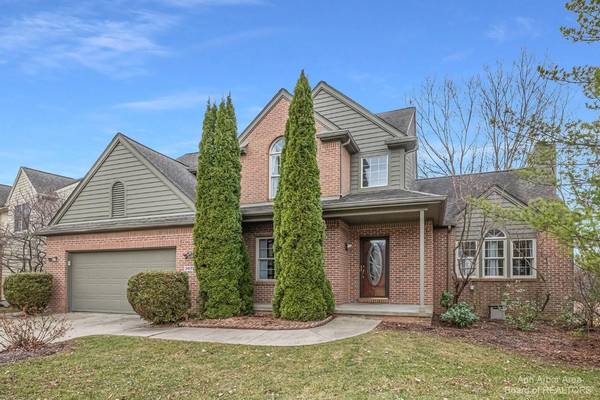 3672 Highlander Way, Ann Arbor, MI 48108