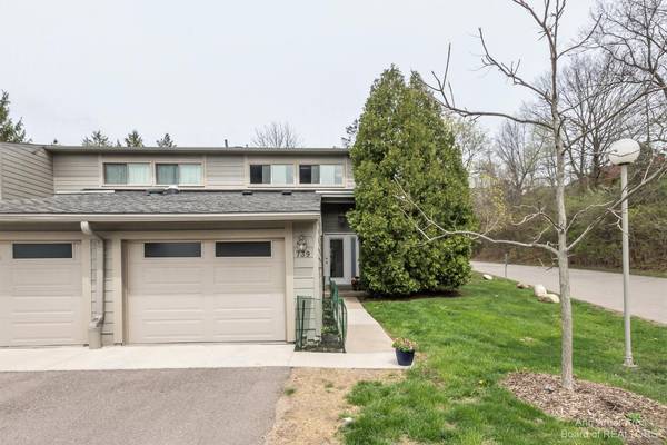 739 Skynob Drive, Ann Arbor, MI 48105