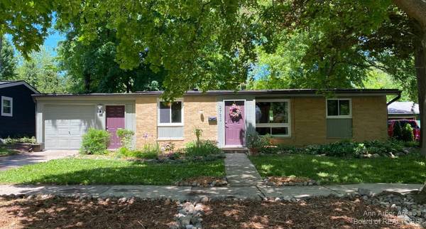 2753 Cumberland Avenue, Ann Arbor, MI 48104