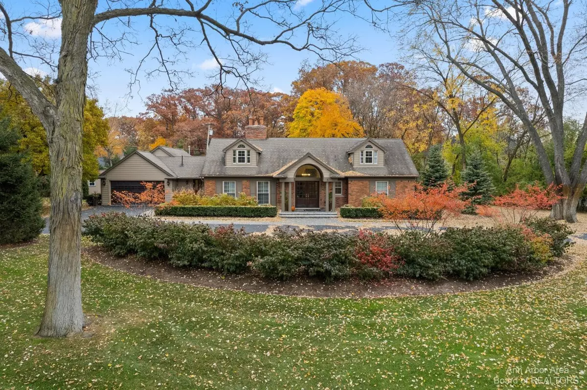 Franklin, MI 48025,31220 Lucerne Drive