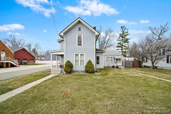 419 County Street, Milan, MI 48160