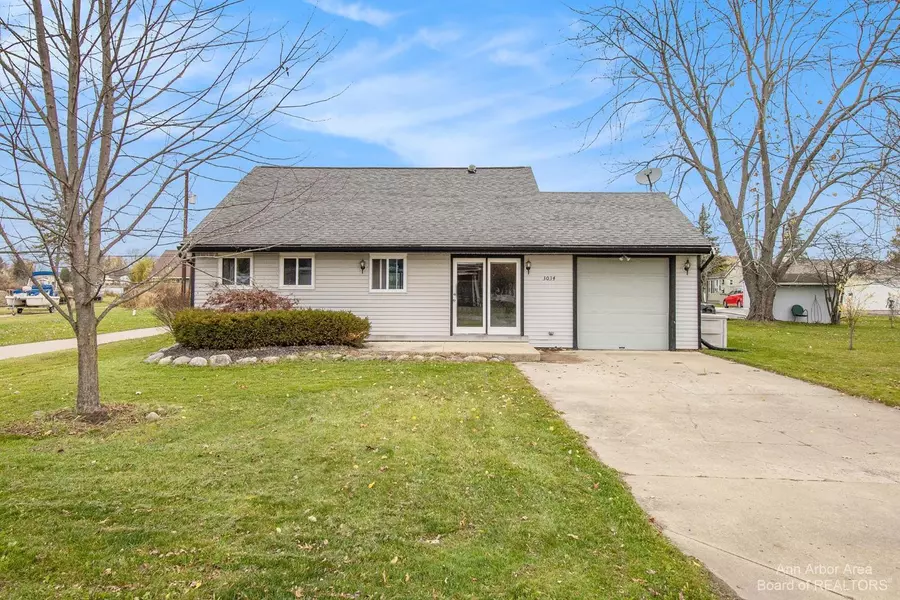 3034 Partridge Drive, Wixom, MI 48393