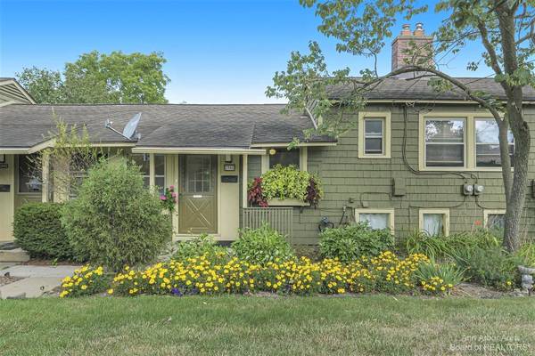 2340 Parkwood Avenue, Ann Arbor, MI 48104